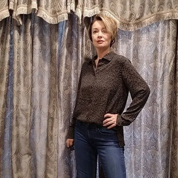 NEW Leopard BNWT HOT Shirt Chelsea & Theodore - Picture 7 of 9